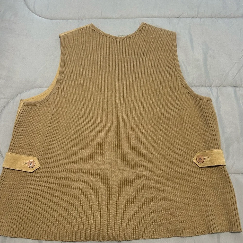 Ivy Brand Flower Embroidered Suede Front Knit Back Vest Size XL